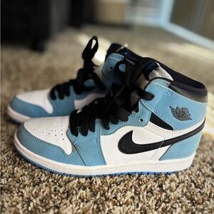 Jordan Kids Sneakers in Blue and White